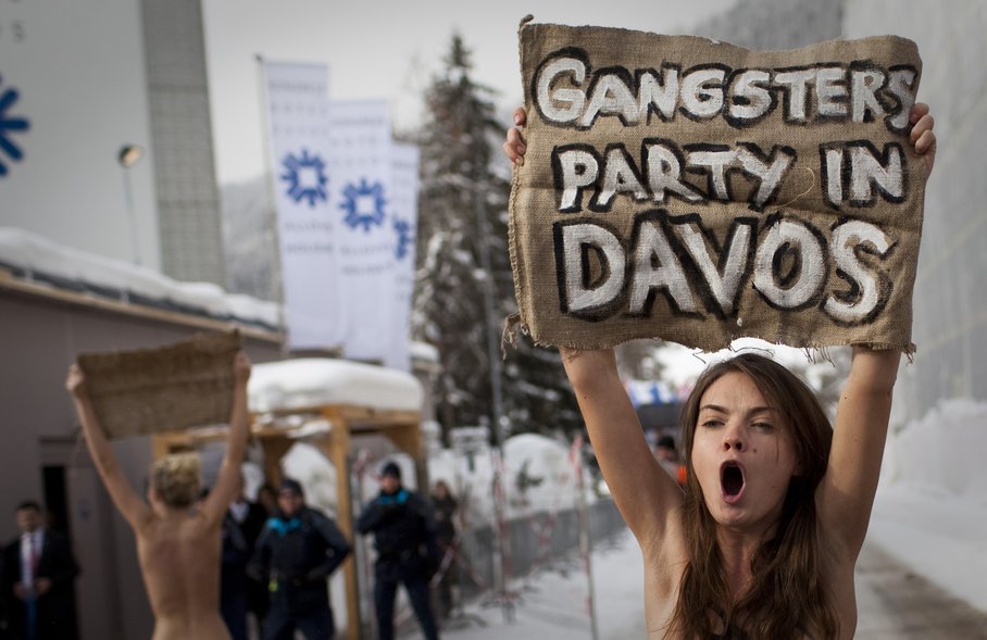 DÜNYA'NIN EN ÇIPLAK PROTESTO GRUBU FEMEN