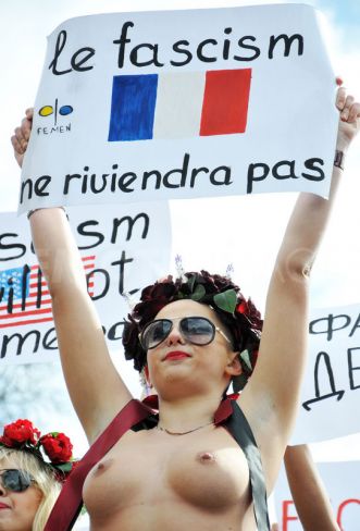 DÜNYA'NIN EN ÇIPLAK PROTESTO GRUBU FEMEN