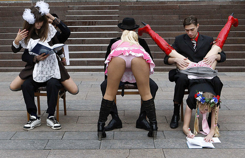 DÜNYA'NIN EN ÇIPLAK PROTESTO GRUBU FEMEN
