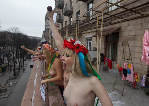 DÜNYA'NIN EN ÇIPLAK PROTESTO GRUBU FEMEN