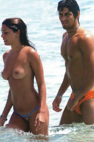 BELEN RODRIGUEZ YÜREK HOPLATIYOR