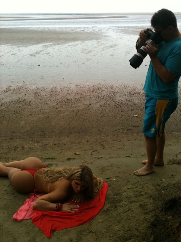 MISS BUMBUM 2012 Carine Felizardo 