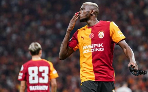 GALATASARAY'I OSİMHEN TAŞIYOR