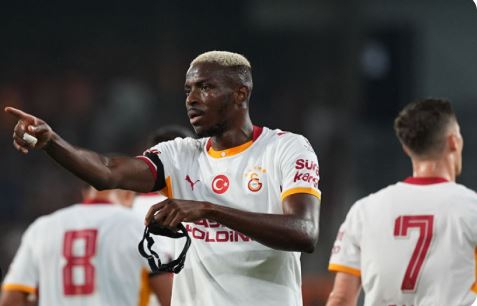 OSİMHEN TRABZONSPOR MAÇINDA YOK