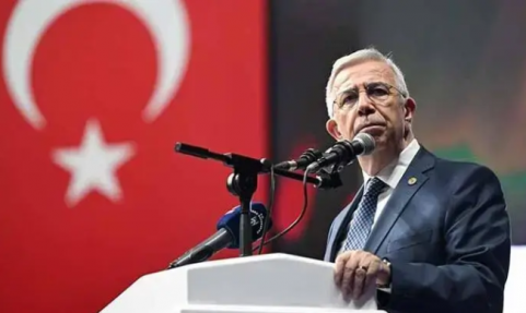 MANSUR YAVAŞ CHP İLE YOLLARINI AYIRDI