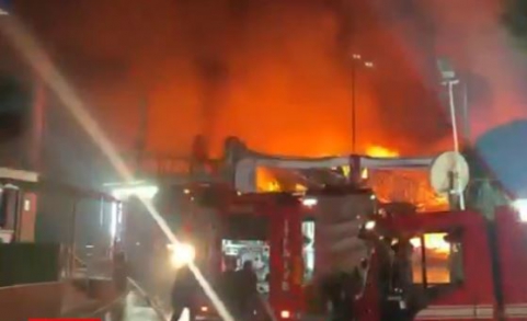 İNCİ AKÜ FABRİKASINDA YANGIN ÇIKTI